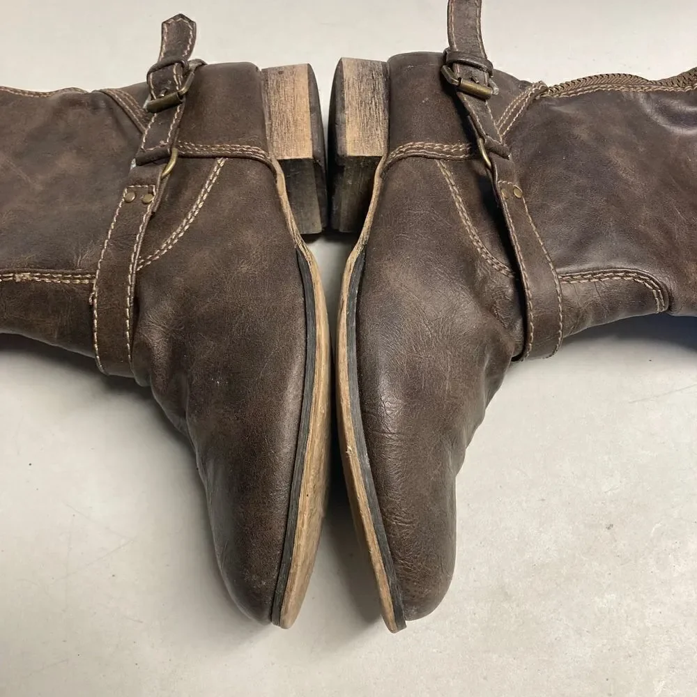BRECKELLE’S Women’s Knee High Riding Boots Size 7.5‎